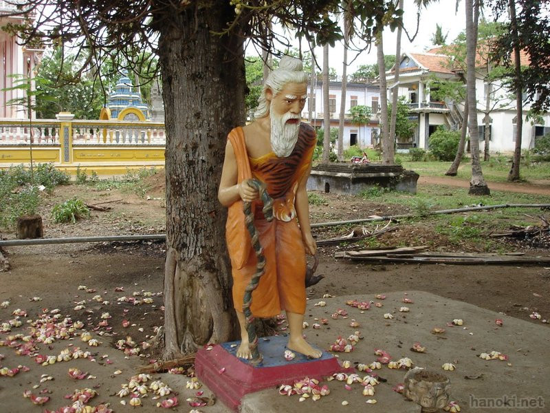こうもり寺
タグ: 2006 バッタンバン州