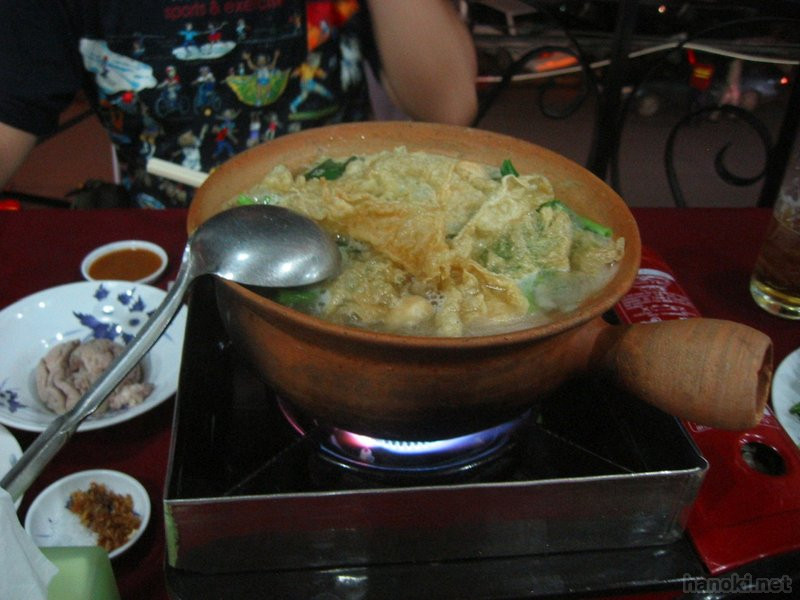 カンボジア鍋
スップチュナンダイ
タグ: 2006 プノンペン 食べ物 鍋