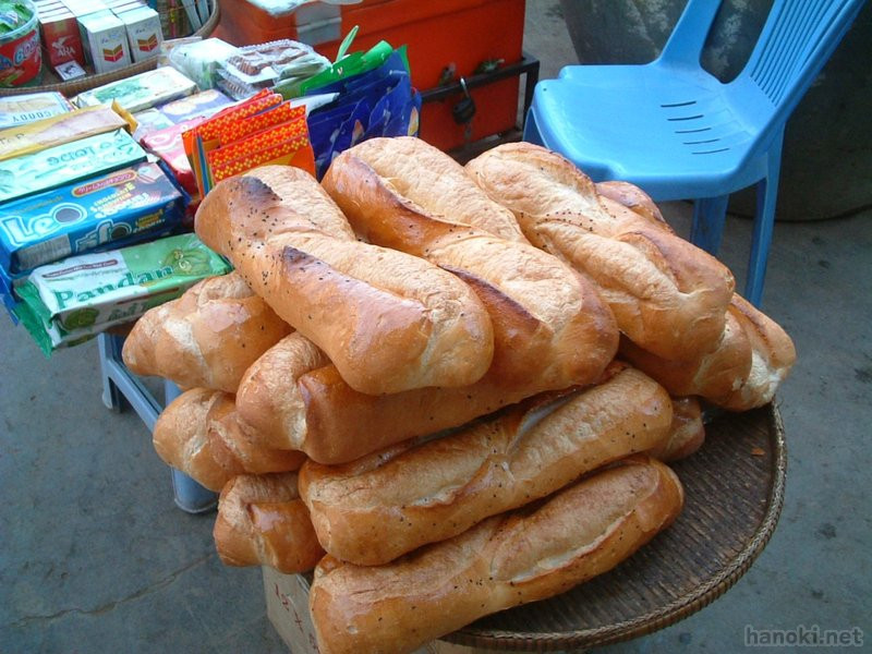 パン
タグ: 2005 バッタンバン州 パン