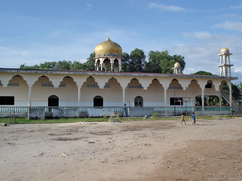 イスラム村のモスク
タグ: 2006 ココン州 宗教 モスク チャム