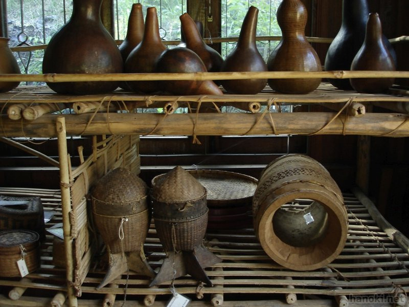 ヤクロム湖の資料館
ラタナキリの少数民族の物などが展示されています
タグ: 2006 ラタナキリ州