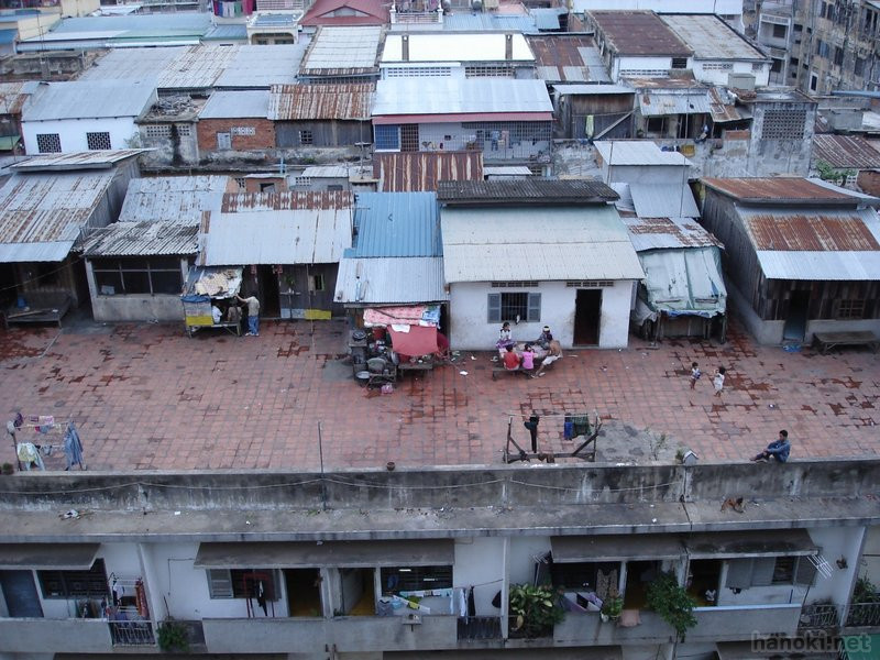 ソリヤの屋上から
タグ: 2006 プノンペン 眺め ソリヤ